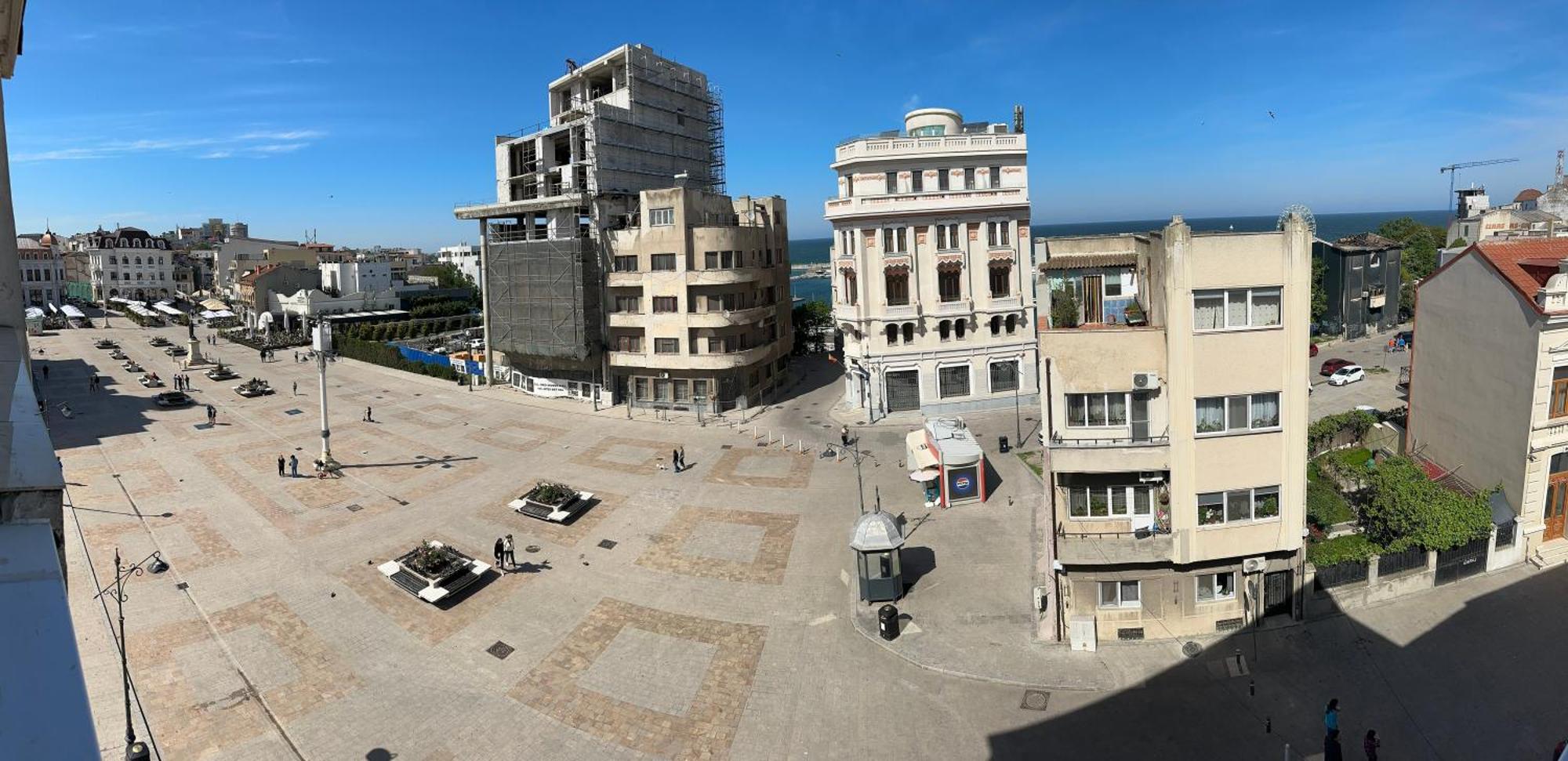 コンスタンツァPiata Ovidiu Squareアパートメント エクステリア 写真